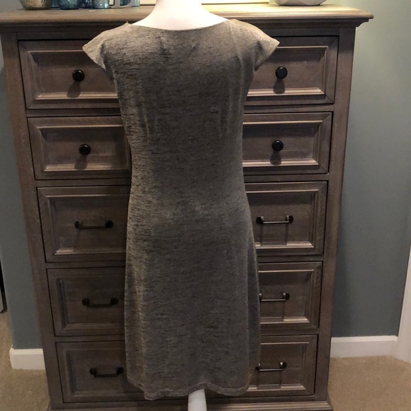 Gold Loft Dress - Picture 3 of 6